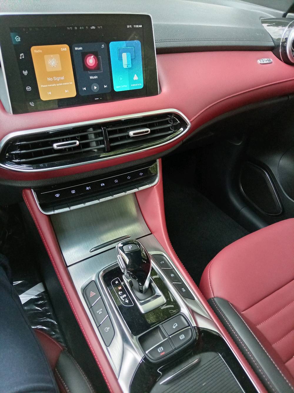 السلام عليكم ورحمة الله وبركاته
ام جي اج اس موديل ٢٠٢٣فئة الجائزة اعلى فئة محرك الفين تيربو. السيارة بحالة الوكالة ماشية فقط ٥٠٠ كيلو مكفولة من الشخط والرصعة والبارد والتعديل . باسمي  حرة للبيع فقط واعتذر عن المراوس السعر ١٦٩ ورقة مع مجال بسيط. السيارة موحودة في الكوت مركز المدينة للاتصال ***********
