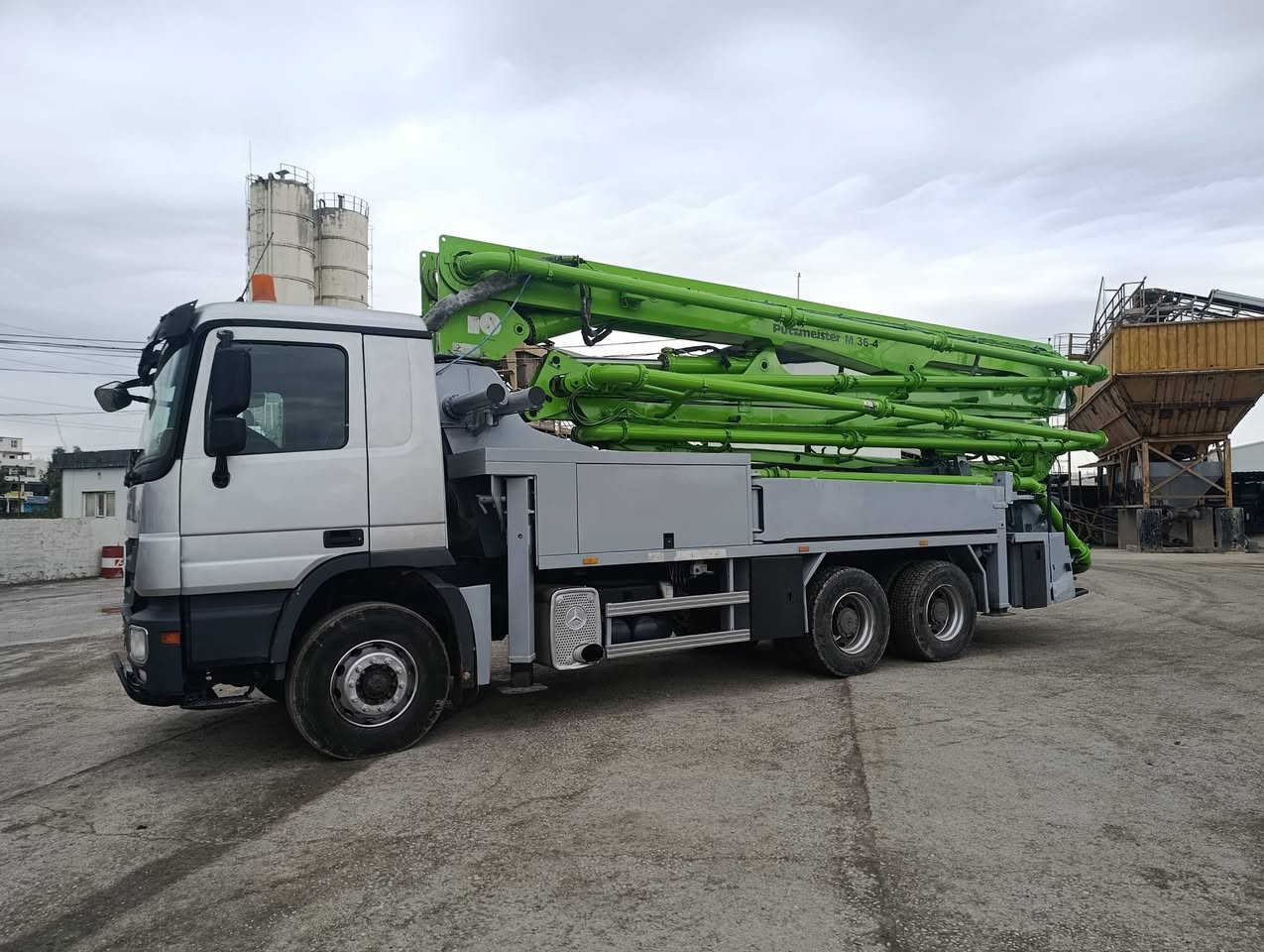 البیع پەم حجم 36-4 مودیل 2006 کلشی بشرط ***********
