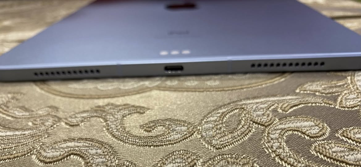 سلام عليكم ايباد اير 4 للبيع ب 335 وبي مجال للاتصال *********** بطارية 100 غير مستبدلة ما بي اي قطعة مستبدلة مكاني بغداد الدورة
