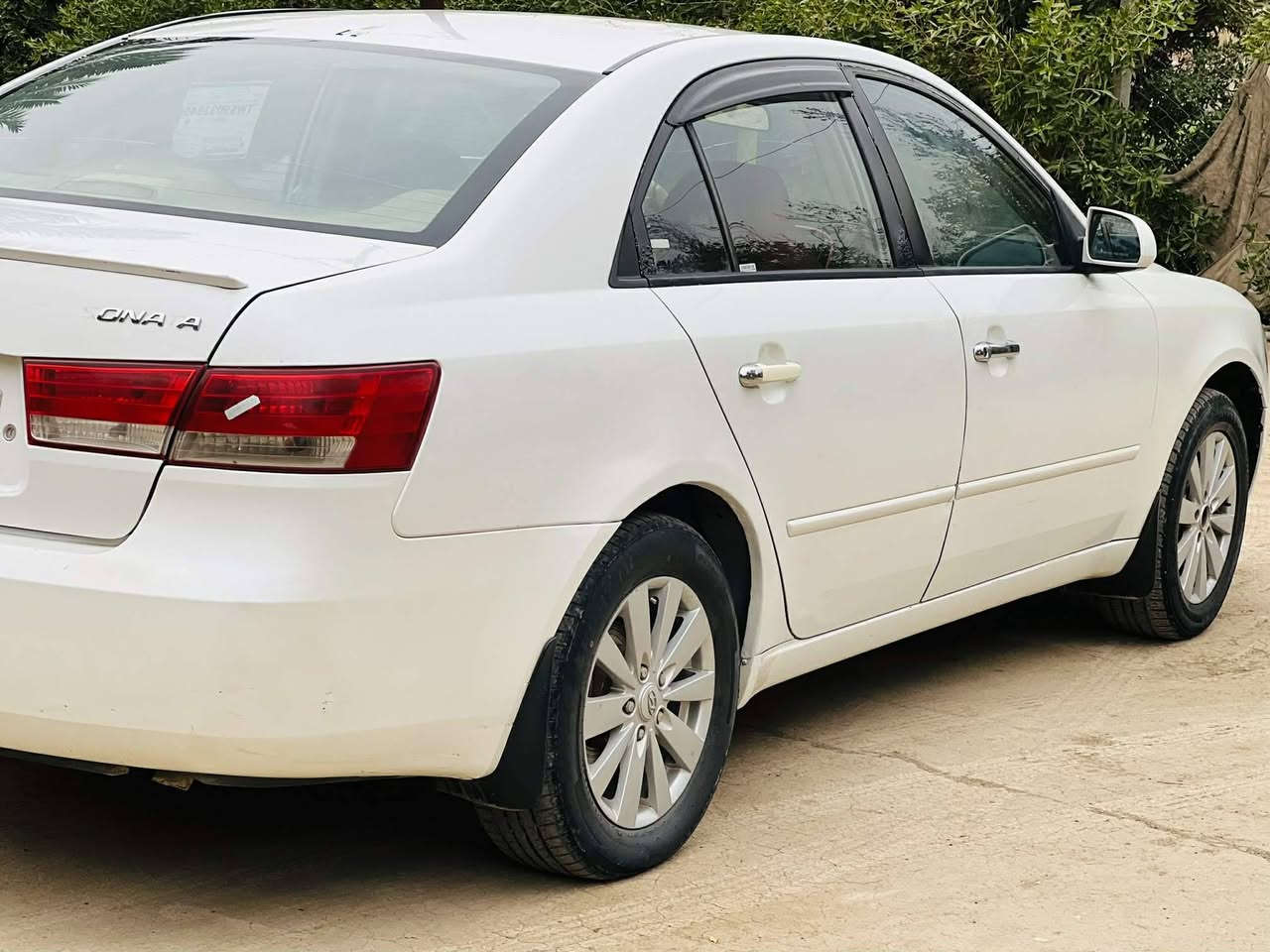 سوناتا 2007
وارد خليجي محرك 2400
رقم نجف الجديد  مكانها ديوانيه 
مجدد لغايه 29
السياره بإسم البائع مكفوله عدا بارد قليل بالجاملغ الامامي وصبغ قليل جاملغ خلفي 
 
مداور ثاني يوم للتواصل:اتصال فقط
***********
