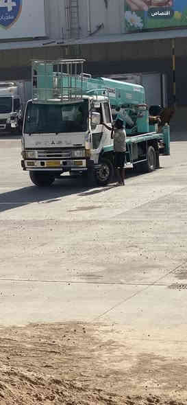 باسكت فوسة 27 متر سيارة جاهز من كل النواحي تاخذهة كبل للشغل تحكم كهرباء هدروايك مكانهة بغداد حي اور 
رقم الاستفسار ***********
