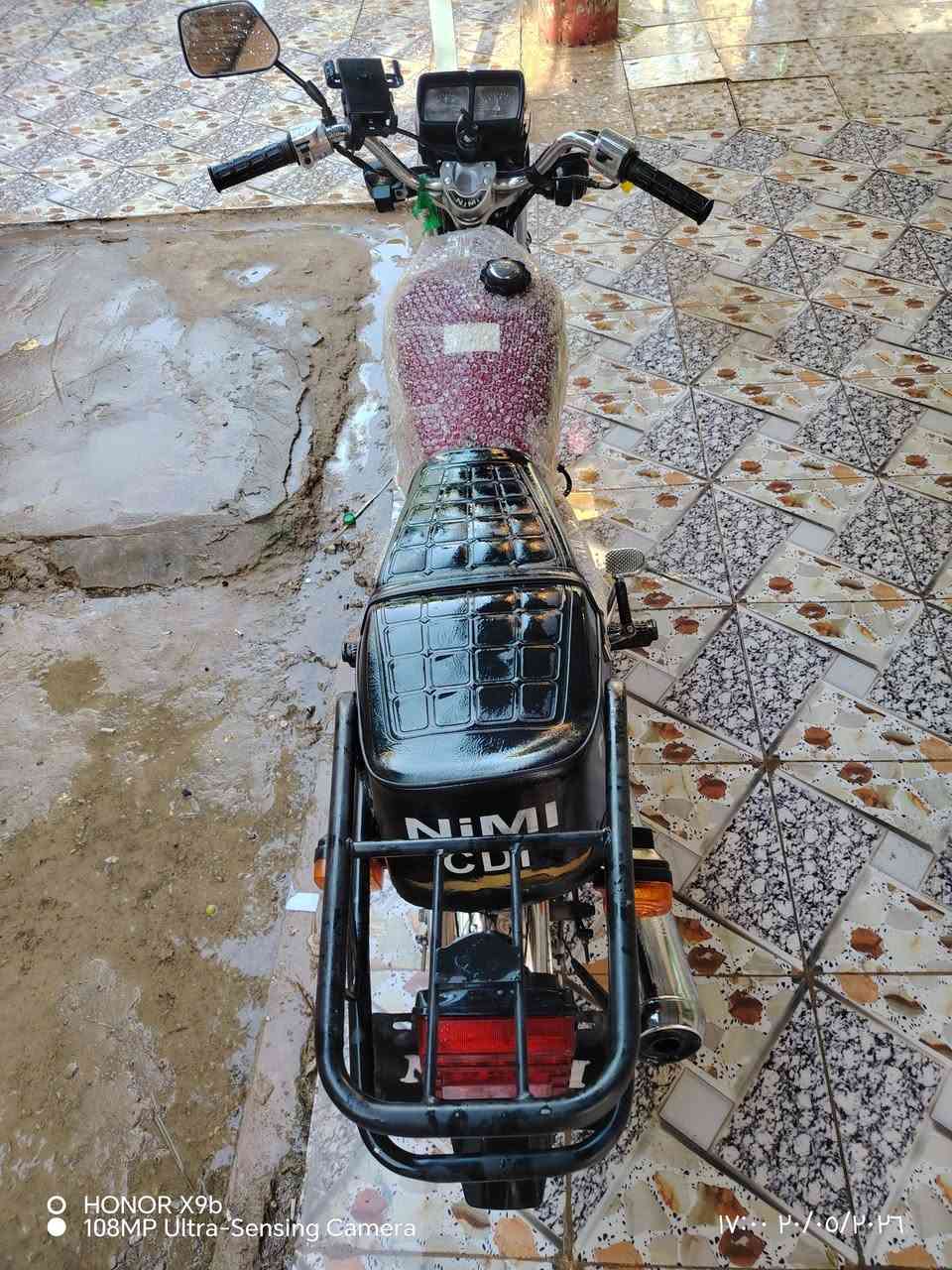سلام عليكم نامه ٢٥ أوراق كامله كفاله دراجه بيه كم نقص بسيط سعر ٥٠٠ وبيه مجال قليل مكاني ناحيت نيل *********** *********** متواجد خاص
