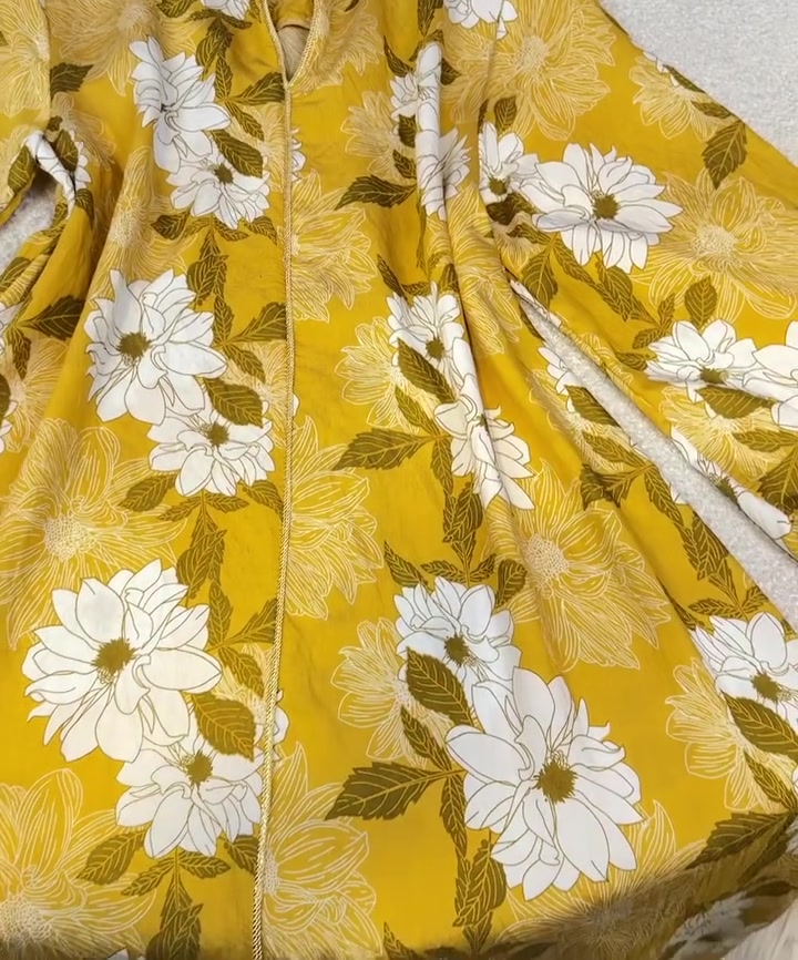 الـسعر13الف💛🌼
القياسات(L,xl,2x,3x)

للحجز و الاستفسار التواصل على الأرقام واتس اب 
***********
***********
***********
***********

توصيل بغداد  5000
توصيل محافظات  5000
