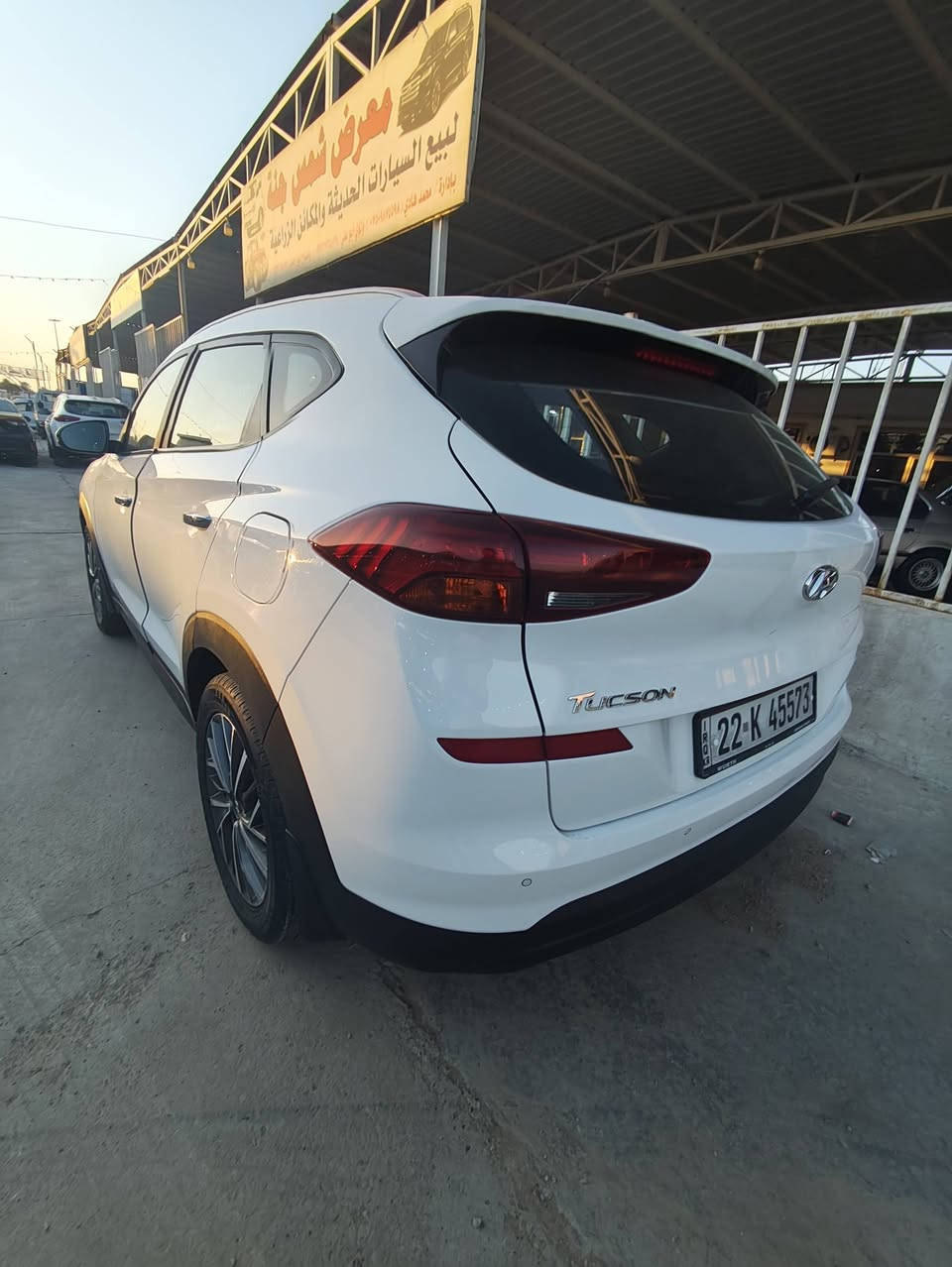 السلام عليكم توسان للبيع موديل 2019شركة الكاصد سياره جديده رقم جديد دولي بسمي بيها بس الباب باقي كفاله بدون صبغ السعر 190بيها مجال معارض السيارات اليوسفيه قرب سيطره 75مدخل بغداد ***********
***********
