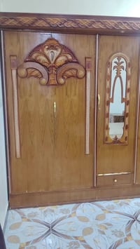 غرفه للبيع اخشاب نضيف اخو الجديد بالحقيقه اجمل وخشب نضيف 90بلميه 07716...