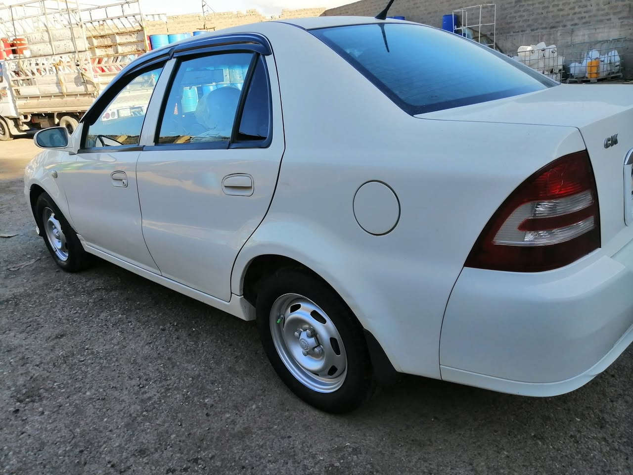 للبيع سي كي خصوصي 
رقم نينوى مسطرة 
بدون ضرر 
شرط المحرك والكير 
تبريد وتدفئه كلو شغال 
(شرط التحويل) 
السعر(58)$ وبيها مجال للشراي 
اخوان الي مو شراي لا يتصل رجاءا 
رقم الموبايل.           ***********
***********
