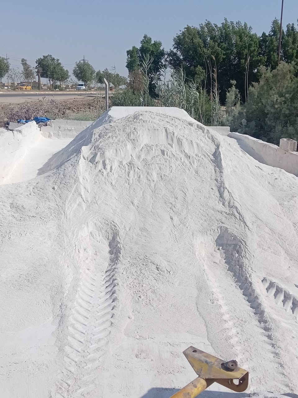 يوجد مواد بناء كافت مواد بناء سعار مناسبه حمل فول
رمل          كنتر٣٥ الف.   تك  ١٣٠ الف

رمل مغربل كنتر٤٥ الف.   تك ١٨٠ الف

حصو         كنتر٤٥ الف.   تك ١٥٥ الف

بحص        كنتر ٤٥ الف.  تك ١٥٥ الف

تراب حلو  كنتر ١٥ الف

جص       كنتر ١٠٠ الف

زميج       كنتر ٢٠ الف

طابوك           ١٢٥ الف

للاستفسار على هذا الرقم

***********

***********

عنوان رفاعي يم حي صناعي
