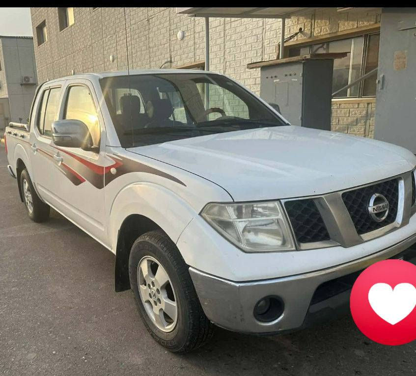 يالله نيفاره نيسان موديل 2012 محرك وكير بلاديات اتوماتيك رقم دولي شمالي سنويه  2030 تحول ثاني باسمك حداده 100ـ100 
دواخل نضافه 100 ـ100
كفاله من الضربه صبغ ربع الجاملغ الامامي فقط. العنوان البصره قضاء الصادق  السعر  ميه و12 
***********2
