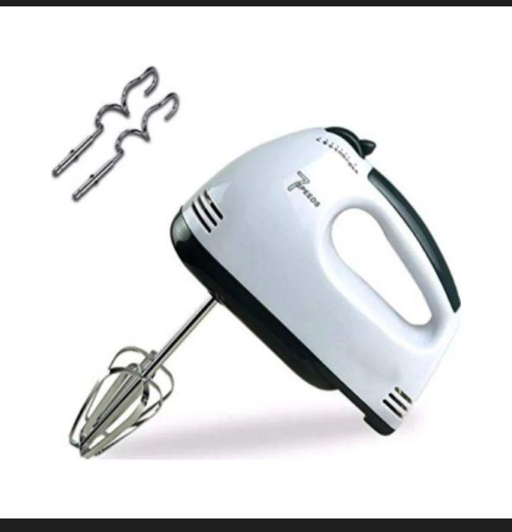 خفاقة كهربائية 
تحتوي على 7 سرعات مختلفة لتناسب أنواع الخلط المختلفة
قدرته الكهربائية تبلغ 300 واط بغداد, العراق


**إذا كنت صاحب هذا الإعلان وتريد حذفه لأي سبب، رجاءا أرسل رسالة إلى الدعم الفني**