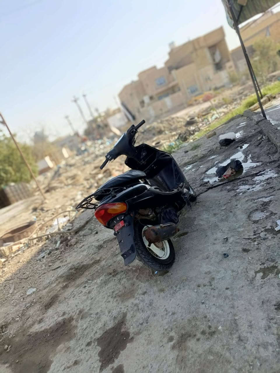 سلام عليكم درجه بيجي للبيع كامله توه مجفته مكينه ناعمه خير من لله درجه سلف هندر  عوزه بس باتري  مكاني ناصريه مركز وهذا رقمي *********** سعر الدرجه 190 وبيه مجال
