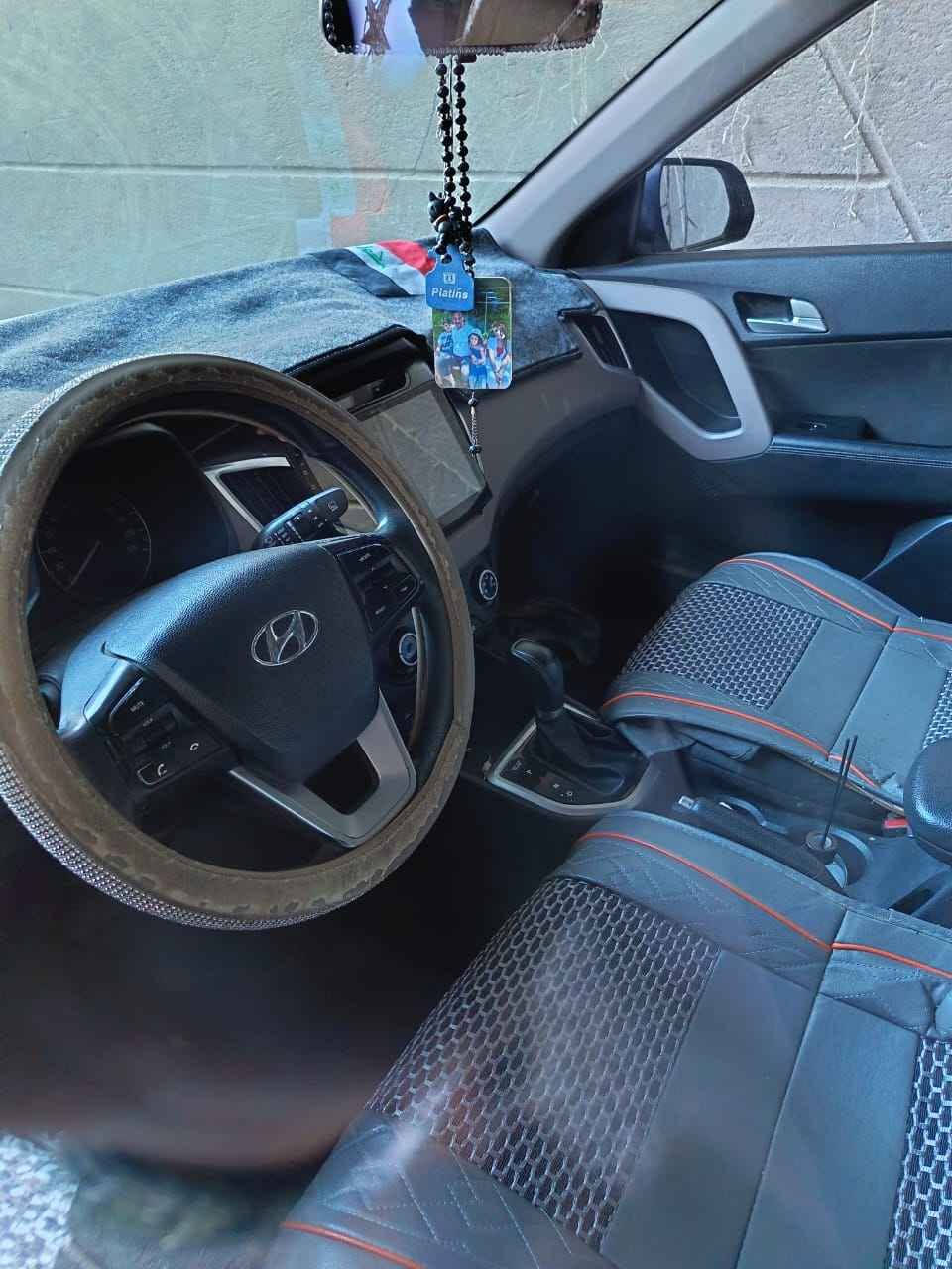 هونداي كريتا 2020 خليجي لون ابيض رقم بصرة انكليزي
بيه ضربة ما مصلحه واضحه بالصور
وبيه ضربه بالصندوق
كير محرك حداديه وتايرات وباتري بحاله جيده
تبريد خلفي وشاشه وكامره وتحكم ستيرن وفتحه سقف
السعر ب 125   وبيها مجال بعد المشاهده للاستفسار الاتصال *********** البصرة, العراق

