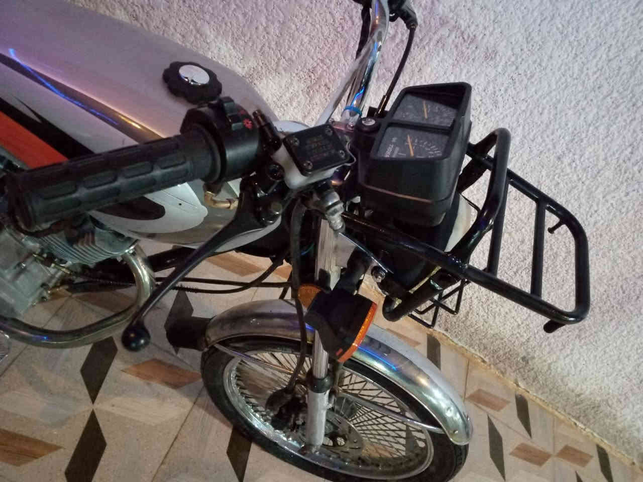 السلام عليكم للبيع تايكر 4 كير موديل 2020
الدراجه جاهزه من كلشي كهربائيات جديده المحرك نكره حييل نظيف السعر450 وبي مجال للشراي مكاني تكريت 
للاستفسار ***********
