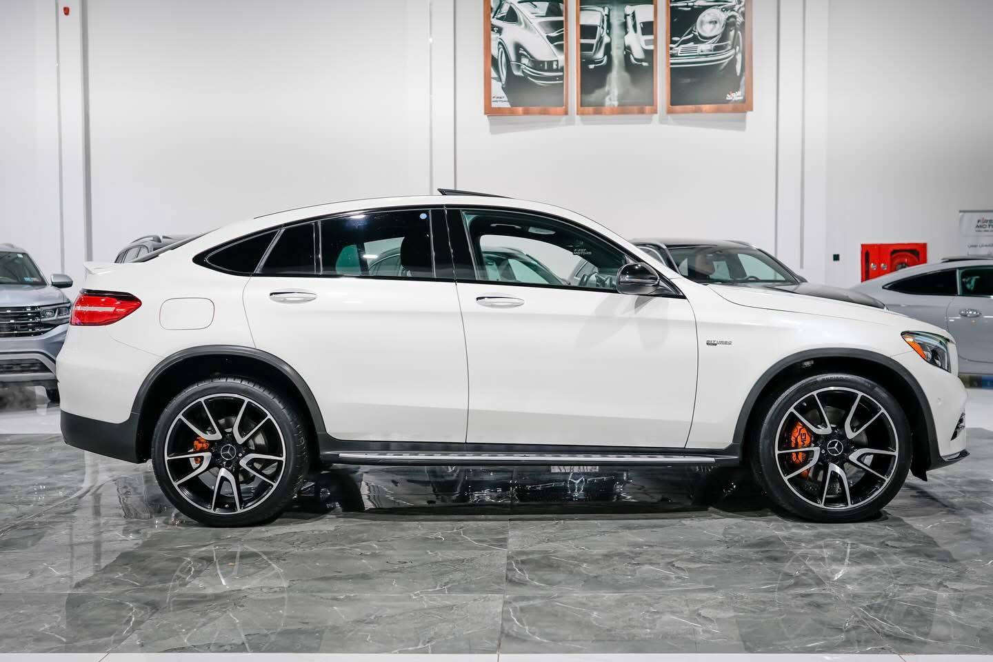 کوردی /عربی 
*********
دروستكراوي :  MERCEDES-BENZ
مۆدێل :   GLC43
ساڵ : 2019
سعر :33000$ 
بزوێنەر :  V6 3.0T
بگۆری بزوێنەر : automatic 
سوتەمەنی : بنزين   
دۆخ : بەکارهاتوو
ماوەی ڕۆشتوو: 80 mile    
تابلو ئوتومبێل : اربیل   
***********
النوع : MERCEDES-BENZ
المودیل : GLC43 
السنة : 2019 
سعر : 33000$
المحرك :  V6 3.0
ناقل الحركة: automatic
نوع الوقود : بنزين  
الحالة: المستخدم 
عدد اميال :80 mile      
رقم السیارە:اربیل
**********
0751-2004-377
0772-818-6453
عنوان : اربيل ترافك لايت مخمور قريب من معمل بيبسي أربيل, العراق
