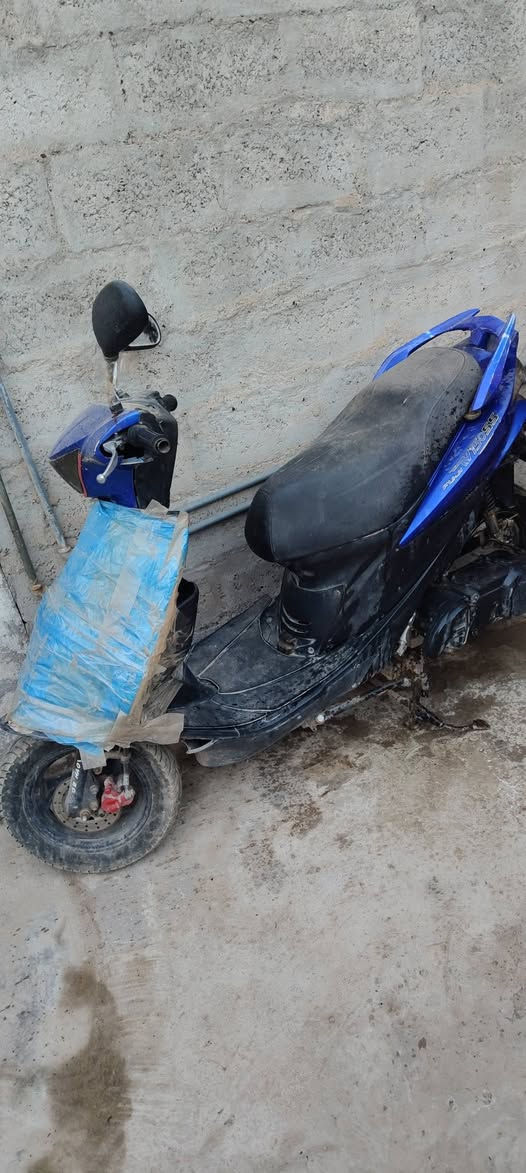 دراجه للبيع دراجه خير من الله شلعه ومعدل مفول السعر 150بيه مجال رقم ***********
