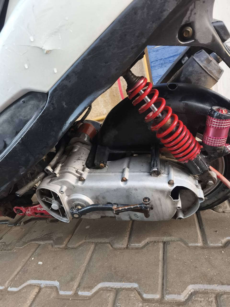 دراجه ماكس للبيع
بوشه 55

شلعه اشك الكاع

كلجات رياضي

شيال رياضي 

يدات رياضي 

دراجه مناقصهة شي كهربائيات كلهة شغاله

نكرة سلف 

وياهة كابريته قفاز هديه هيه وغراضهة 

السعر 575 وبيهة مجال قليل

استفسار اكثر ***********
