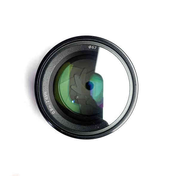 عدسة سوني 85mm f1.8 مع فلتر حماية بدون هود والقبق الفوك فقط القبق الجوا السعر 500 مكاني البصرة توصيل موجود ***********
