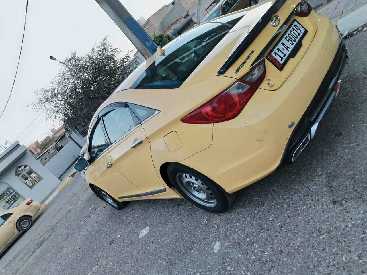 سلام عليكم للبيع سوناته موديل ١٢ وارد أمريكي سياره كامله مكمله كير مكينه تخم تأير كله جديد)

الموقع صلاح الدين قضاء بلد? ***********)) 
***********
