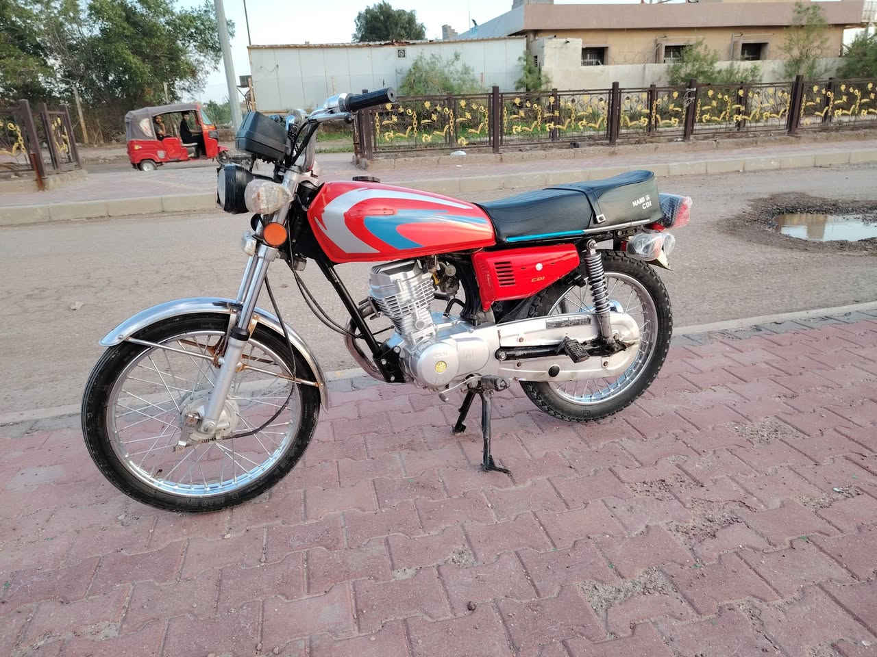 السلام علیکم دراجه للبيع أوراق اصولي (7) شرط الترقيم دراجه مكفوله كفاله عامه وكيل سيد خلدون السعر 975 وبيها مجال قليل مكاني كحلاء *********** بي واتساب
