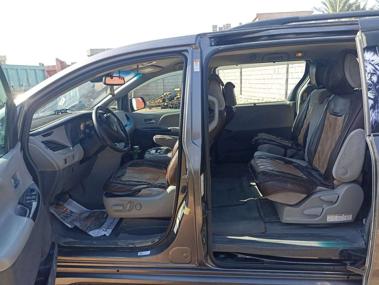 سلام عليكم تويوتا سينا لبيع سنويه جديده تخم تاير جديد فول فول بصمه سليت كشن كهربائي موديل٢٠١٨
سعر ٢١٥ وبيها مجال اتصال ع هذا الرقم
***********
