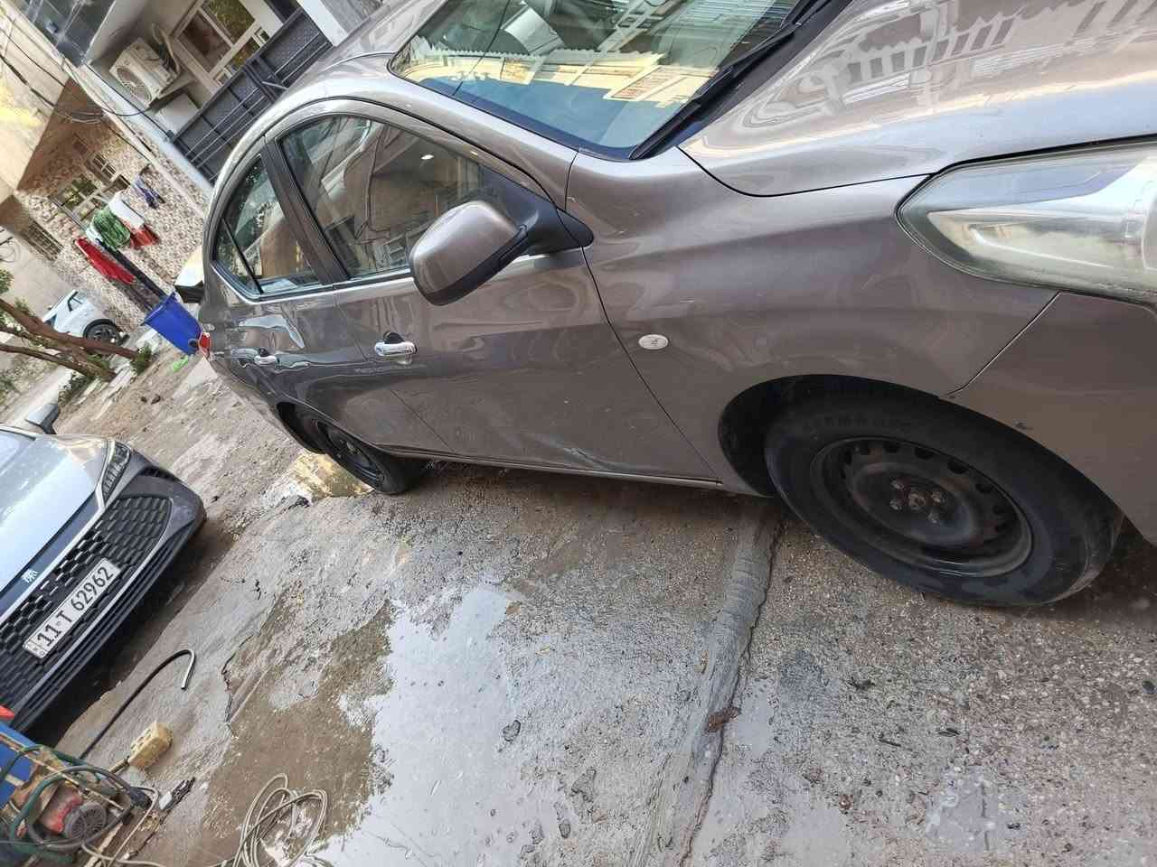 سلام عليكم نيسان سني هندي موديل 2018 محوره غاز سونار مرفق ويها جاهزه فضل يحتاجله فقط ادامه 
‏‪***********‬‏ متواجد واتساب فيس رايده 90 بيه مجال صار بيه ضربه يم علامه بل جنطه حق اصبعين رجعت بارد
