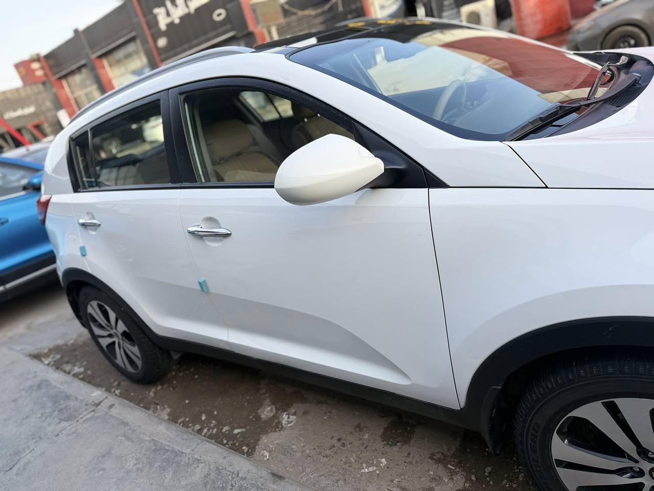 السلام عليكم
لبيع كيا سبورتج 
مديل 2014شمالي ماشيه ٩٢ لف حقيقي سياره جاهزه من كلشي كير  و مكينه مامفتوح
 سياره نضيفه 
موصفات 
بانورما
تحكم ستيرن
شاشة
وباقي المواصفات معروفه
مكاني بغداد أبوغريب الزيتون
السعر ١٥٥ وبيها مجال
للاستفسار الاتصال ما متواجد على الفيس
***********
