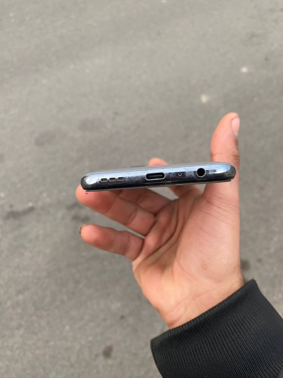 سلام عليكم شباب ريلمي جيتي ماستر ادشن التلفون حيل نضيف مابيه شي كله مكفول كامرات معالج الجهاز حيل قوي ذاكره 128 غراضه كامله شحنه وكفر وكارتونه مكاني الكاضميه سعره 200 بي مجال بصيط رقمي ***********
