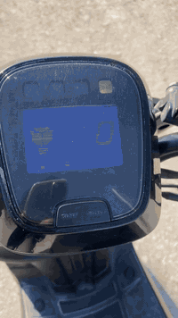 السلام عليكم

دراجه بوليس 
لون مميز (اسود طافي)
السعر: مليون و125 وبيه مجال 

كفرات ختم واحد 

مكينه مامفتوحه 

تايرات جدد 

دراجه مامتعوبه 

قبل شهرين طلعتها 

دراجه نظيف  نوزل 

مكاني كربلاء 

رقم الهاتف ***********
