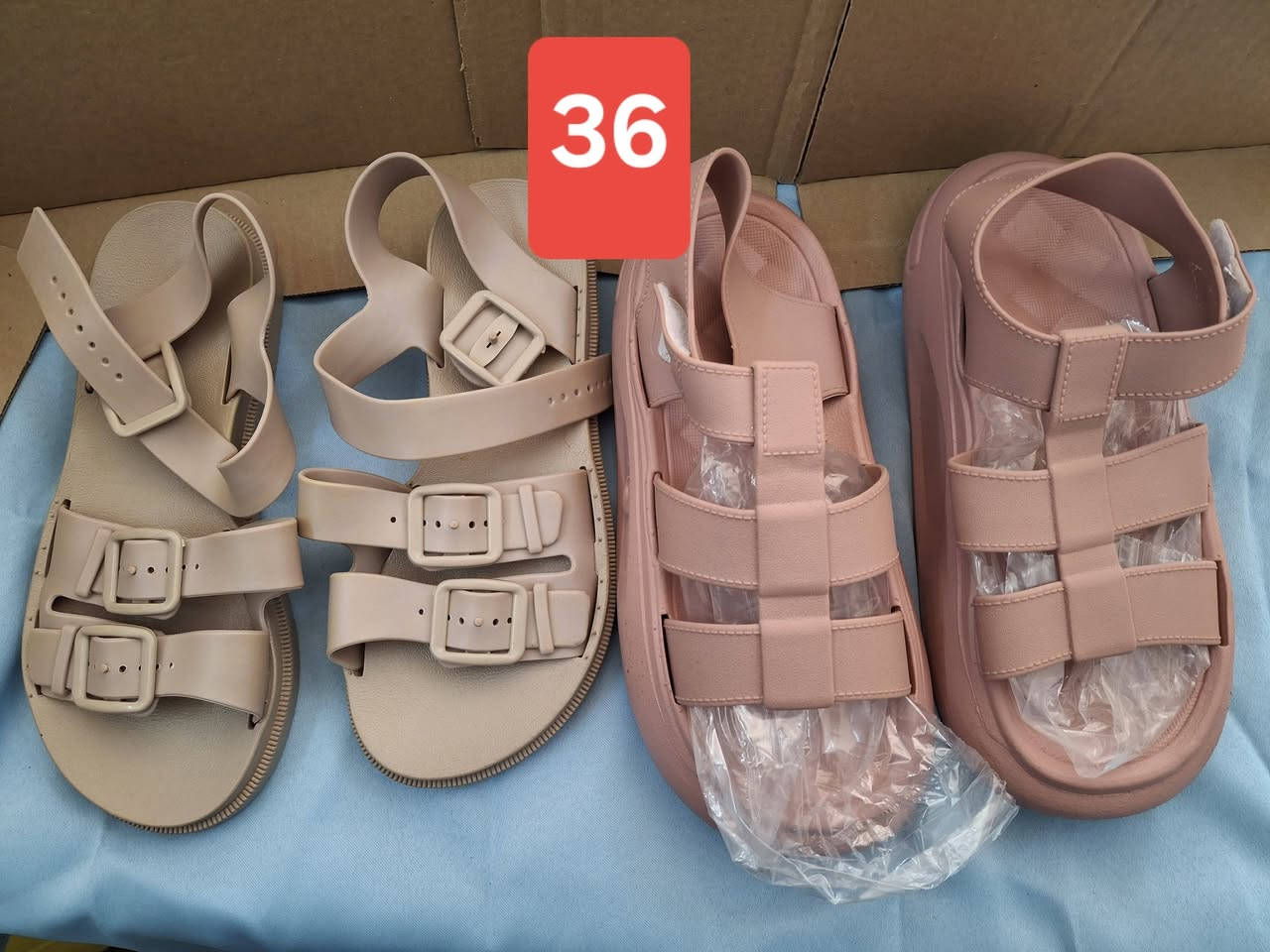 #عروض_العيد 
#اهلا_وسهلا 
توفرت وجبه جديده من السكتشرات و احذية الحفلات 
و كلهن جدد غير مستخدمات بصناعه اوربيه اصليه 
و بيش السعر يم امزون المهديه #غيييييييييير 
5000 فقط
 كل الي رح تشوفوا بالصور سعر القطعه 5000 
عنوانه ميتيه 
المهدي الاولى_بعد فرع الجامع _ مقابيل كابينة الكهرباء


**إذا كنت صاحب هذا الإعلان وتريد حذفه لأي سبب، رجاءا أرسل رسالة إلى الدعم الفني**