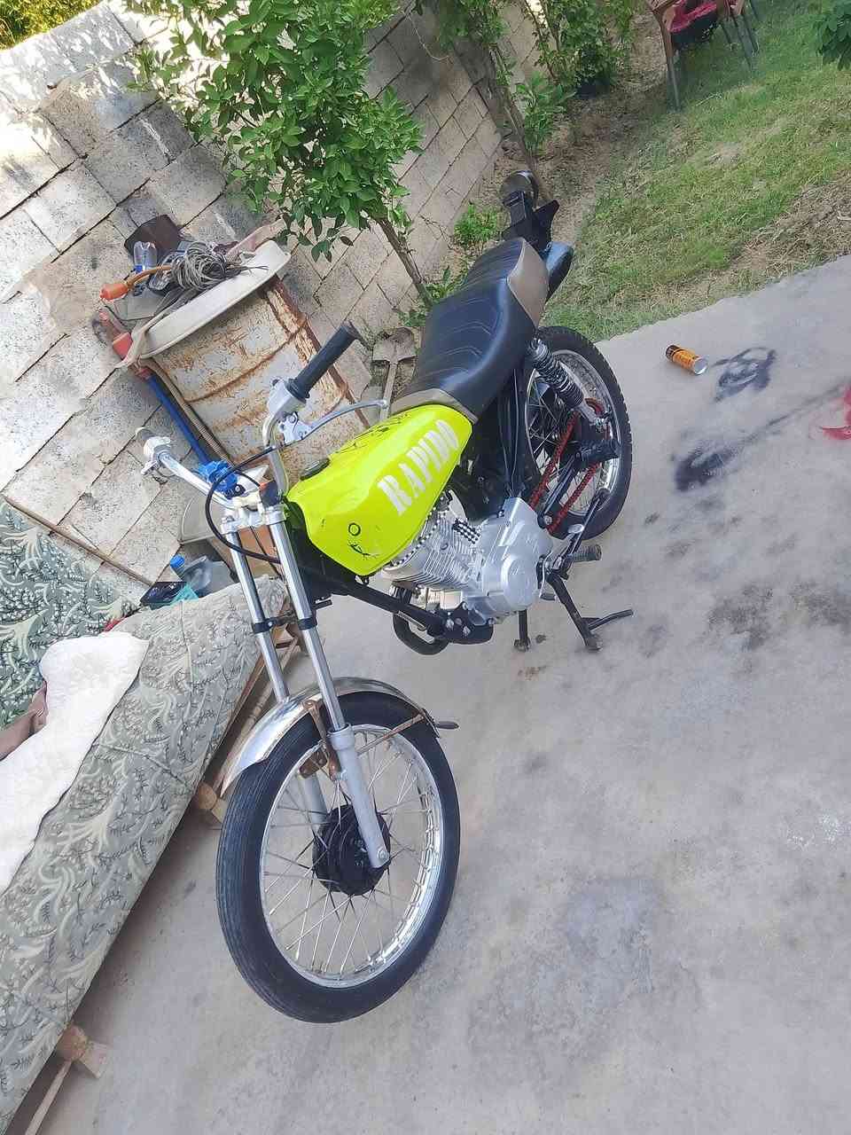 سلام عليكم نامه 24وشاصي 25تعمير جديد مكينه مبدل بيها ولفات أوراق كامله ترهم مراوس سعر450وبيها مجال مكاني ديالى كنعان


**إذا كنت صاحب هذا الإعلان وتريد حذفه لأي سبب، رجاءا أرسل رسالة إلى الدعم الفني**