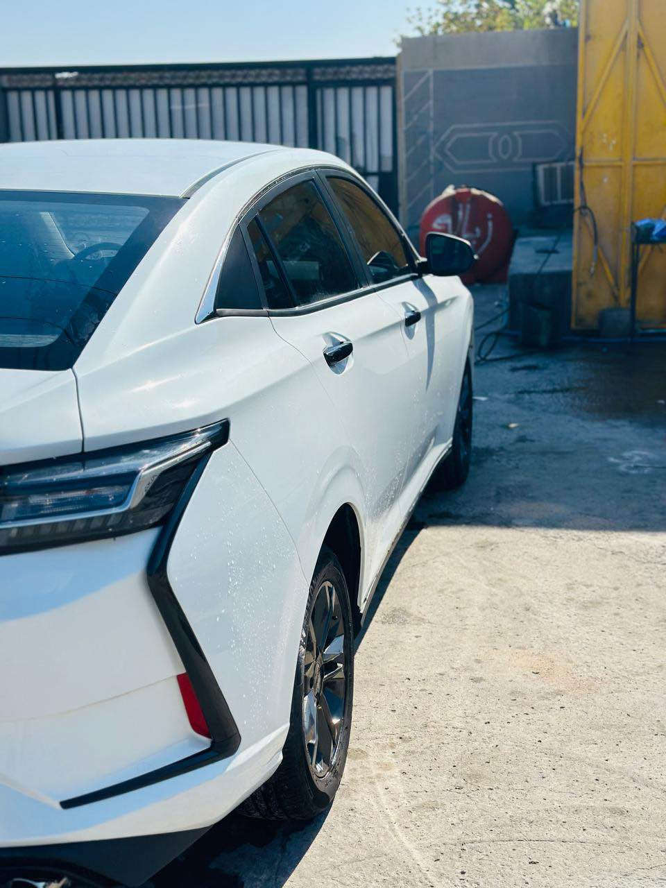 السلام عليكم شباب للبيع دي اف ام شاين صبني موديل ٢٠٢٥ كفاله عامه دخول جديد من لكويت منفيست بسمي تترقم جميع المحافظات ماعده الاقليم ماشيه ٢٠ الف سياره احلى من الصور السعر ٩٧ وبيه مجال العنوان البصره *********** البصرة, العراق
