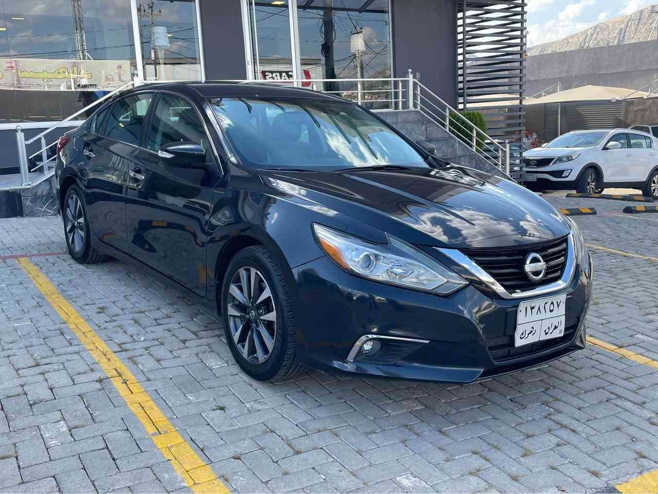 Nissan Altima SL
للبيع فقط نيسان التيما 
موديل 2017 
موصفات SL 
كشن جلد و هيتر و كهربائية 
سماعات boss
ستيرن هيتر 
محرك 4 سلندر گير و محرك بشرط 
ماشية 120 الف ميل 
بيها بابين بخ بدون دواخل 
ارباك فقط بردة
سعر 112 $ و بيها مجال 
رقم شاصي : 1N4AL3AP3HC116303
مكان دهوك 
للاستفسار : *********** دهوك, العراق

