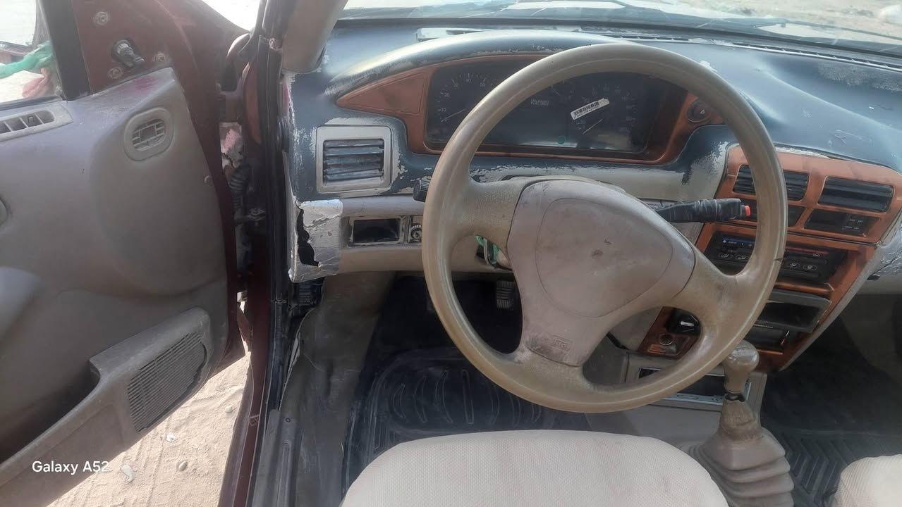 السلام عليكم للبيع كيا سيفيا موديل ٩٣ حائز ثالث بدون تحويل مكينه نضيفه جدا كير نمره ثانيه مره تجي ومره متجي حداديه حلوه تخم تاير جديد كهربائيات كامله وعضمتها كدامك بالفديو السعر ١٣وبيها مجال للتواصل ***********موجوده بكربلاء
