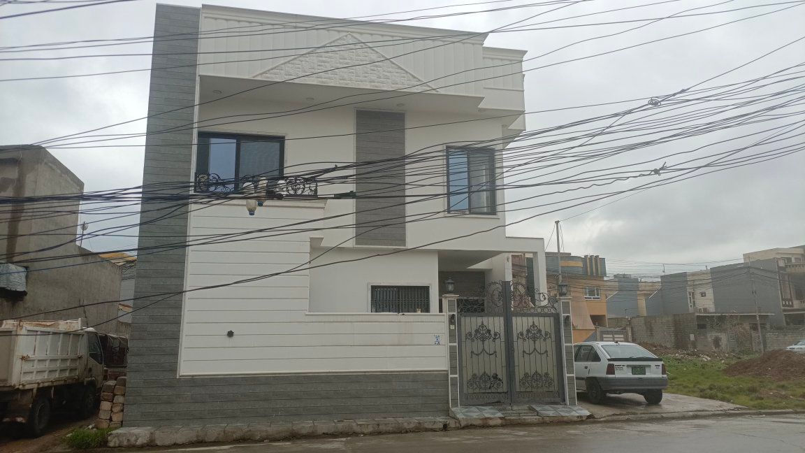 للايجار الشهري ٤٥٠ ألف بيت طابقين ٥ غرف وحمامين ومطبخين وهول بناء فول حديث حي زيونة المرور قرب جدا عالشارع


**إذا كنت صاحب هذا الإعلان وتريد حذفه لأي سبب، رجاءا أرسل رسالة إلى الدعم الفني**