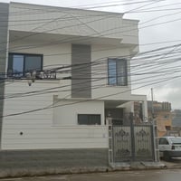 بيت طابقين • ٥ غرف • زيونة المرور