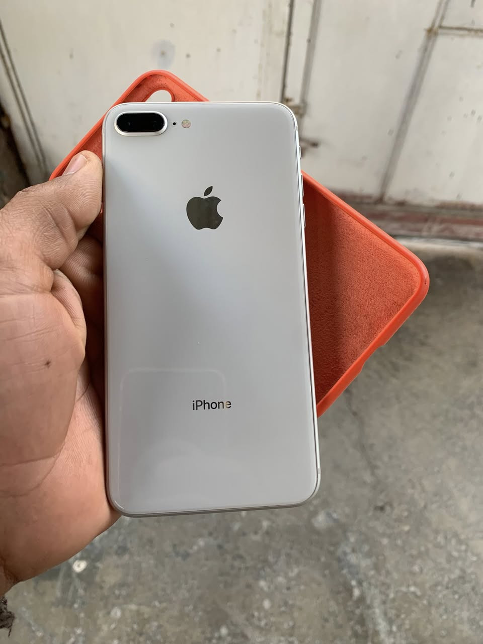 السلام عليكم. .. ايفون 8 بلس 256 بطاريه 81 مكفول مداخل 

صيانه وتر بروف  مع حافضه …السعر 170 نهايته ……بغداد الدوره 

*********** او واتساب
