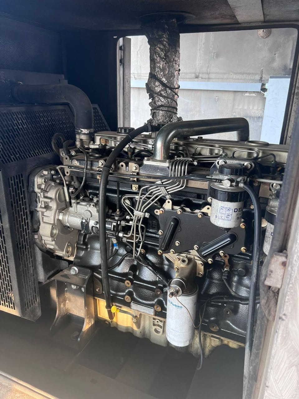 للبيع مولد اخو الجديد   Perkin185kv
للاتصال  ***********
