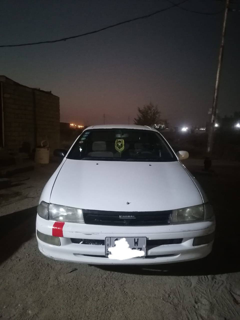 سياره كورلا كارينا١٩٩٤ مكينه وكير  خير من الله تخم تاير ويل جديد كلش كلش نظافتها شوف الي بصوره لسياره نضيفه ومامتعوبه نقصهه  حداديه سعرهه٤٥ وبيهه  مجال لشراي  وسياره رقم  نكليزي وسياره بسمي ولمداور ثاني يوم وسياره مصفره هيئه وغرامات سنويتهه  ٢٠٣٠ ملاحظه مكانهه بصره وهذا رقم التليفون*********** ..؟مرخصة ابو الكروب
