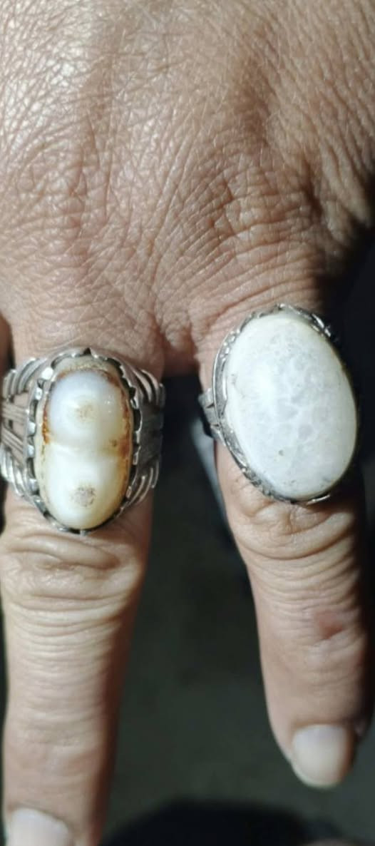 للبيع فضه اصلي عطف معه سليماني عينين قديم مكان كوت تعال خاص


**إذا كنت صاحب هذا الإعلان وتريد حذفه لأي سبب، رجاءا أرسل رسالة إلى الدعم الفني**