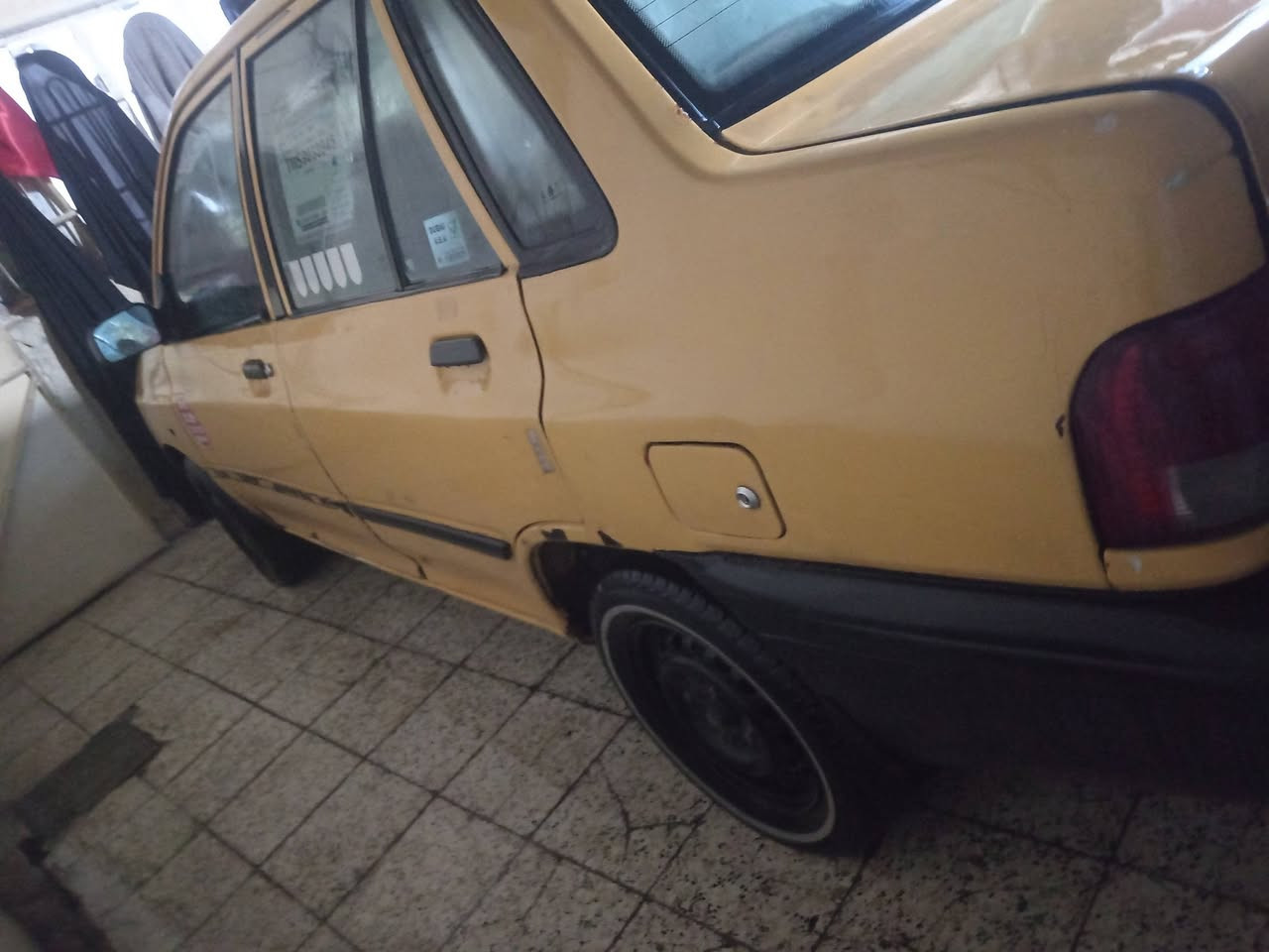 السلام عليكم سايبا 2011 رقم بغداد انكليزي مكينة وكير زينات شواصي معمرات تايرت نظيفه داخل نظيف شاشه زنون مصفره هيئه وغرامات وهز جديده تحويل مباشر مكان السياره بغداد حي جهاد  السعر ٢٤ الشراي يتصل *********** واتساب هذا فقط
*********** وهذا ع سيمكارت فقط
