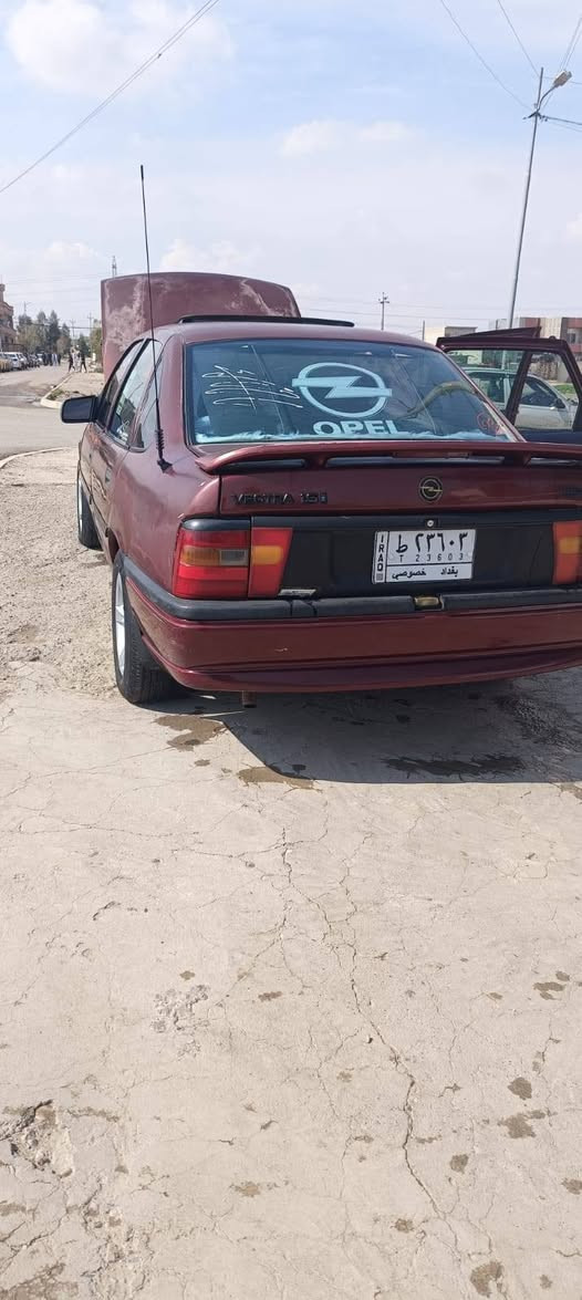 فكترا 🚗
موديل 1992
رقم بغداد الماني ✅
 كاربون بانزين ما مسجله ⛽ 
شرط الوكاله والتحويل ✋ 
محرك وكير شرط ✋ 
♦️كير عادي
♦️جامات عادي
♦️غرامات صفر 
♦️حجم 16
السياره دوسات ودواير سياره بلاديه بعدها والكشر كدام العين 👀
#غرفتها حلـِۈۋ‏وھّ تخبل بطاين جديده لك سياره مصروف عليها
#مواصفات_تنته_سلايت_ستيرين_بور_ويل_كب_مصطره ❓
#سياره جاهزه ماعايزها بس ستر •اللّـہ̣̥ مال جناي ✋ 
#الشراي يتصل ويدلل مايكون خاطرو الاطيب ☎️
المكان موصل الايمن حي الآبار 🚶‍♂️
#كورك***********📞
#اسيا***********📞
