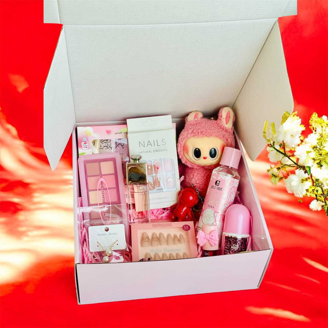 "🎀🔔 هدايا عيد الحب 🎁🎁
🎁 بوكس الحب وجمالة 🎁🎁

🎀😍تستـاهـل دلـوعـتك هيـچ بوكـس  🎁🎁🔔
دمية لابوبو الشهيرة 💻💻💻
اي شدو كوري 🎀
اضافر قدم 🎀
اضافر يدين 🎀
حمرة الدب 🎀
كلوس وملمع الشفاه 🎀
عطر مني الأنثوي 🎀
زيت معطر للجسم يارا 🎀
تنت الشفاه فيونكة 🎀
رول تعرق جورجينا 🎀
بكج خماسي مرطبات يدين 🎀

😘 كارت العبارة حسب طلب ك/ج 

سعر 32 والتوصيل مجاني 

🚘يوجد خدمة توصيل لجميع محافظات العراق


**إذا كنت صاحب هذا الإعلان وتريد حذفه لأي سبب، رجاءا أرسل رسالة إلى الدعم الفني**