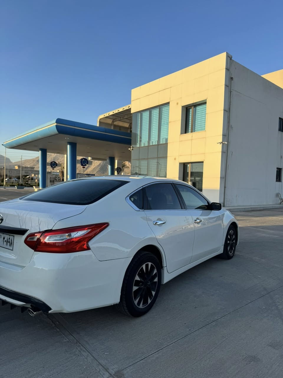 ئالتيمه ٢٠١٧ براوه ى دوبه ى سه ياره كه هاته بلي جوان ريك وبيكه بي مه سروفه هه موو شتيكى به شه رت كيرو ماكينه و ناكروته وه شوين رانيه ژماره تلفون ***********
