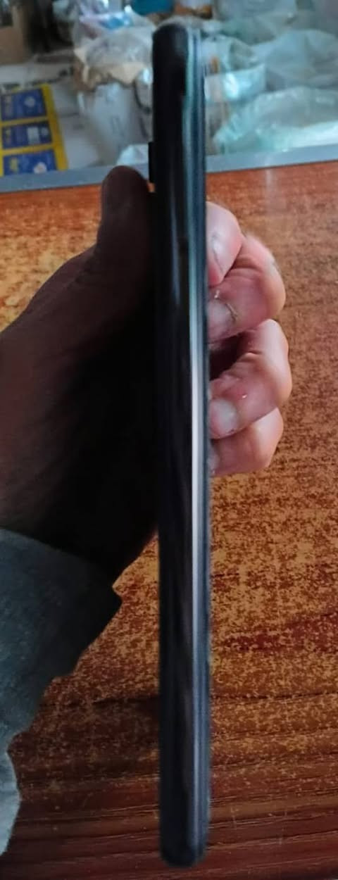 السلام عليكم
جهاز A32 5g ذاكره 128 
نضافه ٩٩% غير داخل للصيانه تجي تفحص وتتأكد 
جهاز حلو ونضيف كما موضح بل صور والفديو سعر 250 وبيه مجال بسيط عنوان بغداد للإستفسار خاص


**إذا كنت صاحب هذا الإعلان وتريد حذفه لأي سبب، رجاءا أرسل رسالة إلى الدعم الفني**