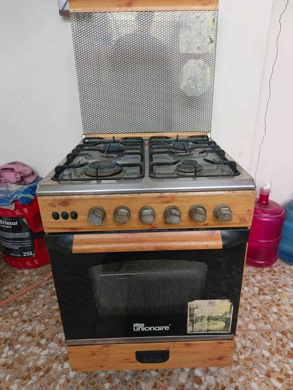 غراض لبيع المكان حي أور سبع قصور شارع ابو علي واتساب *********** اتصل واني بخدمتكم
