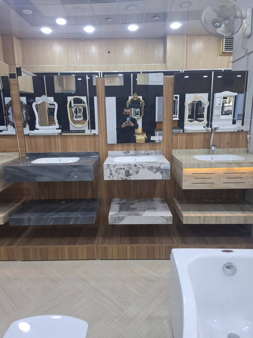 سلام عليكم حيدر تاسيسات الصحيه ماء ومجاري كربلاء المقدسه مرحبا معرض نعيم والي قرب باب بغداد ***********
