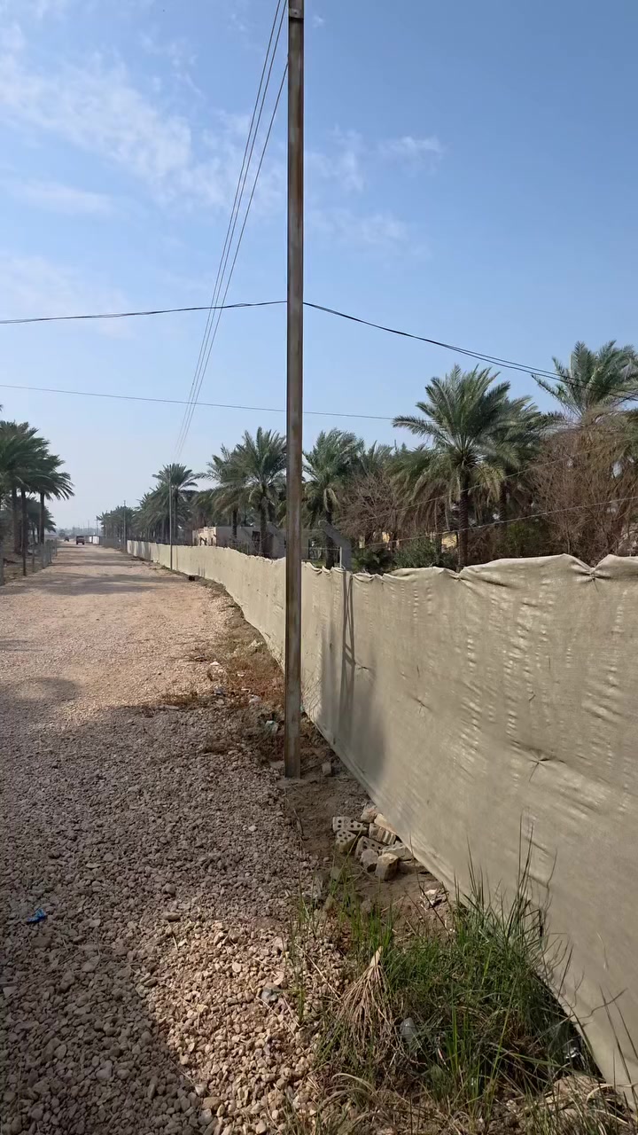 مزرعة الف متر للبيع بالمسيب طريق ابو عصافير ثاني قطعة عن الشارع التبليط والنهر بتقسيم المزارع الجديد
المساحة الف متر واجهة كبيرة 
مزروعة نخيل واشجار وتحتوي على خدمات كاملة ماء اسالة وسقي وكهرباء ومسيجة مع دار بناء قديم عكاده 
السعر $ 50 مليون دينار 

لباقي التفاصيل الاتصال على
 عقيل الشمري 
***********

عنوان المكتب / المسيب الشارع العام : فلكة الحي الصناعي مجاور ابو مروة للسيراميك 

#عقيل_الشمري #عقارات #قطعة_ارض #مكتب_قضاء_المسيب_للعقار #مزرعة
