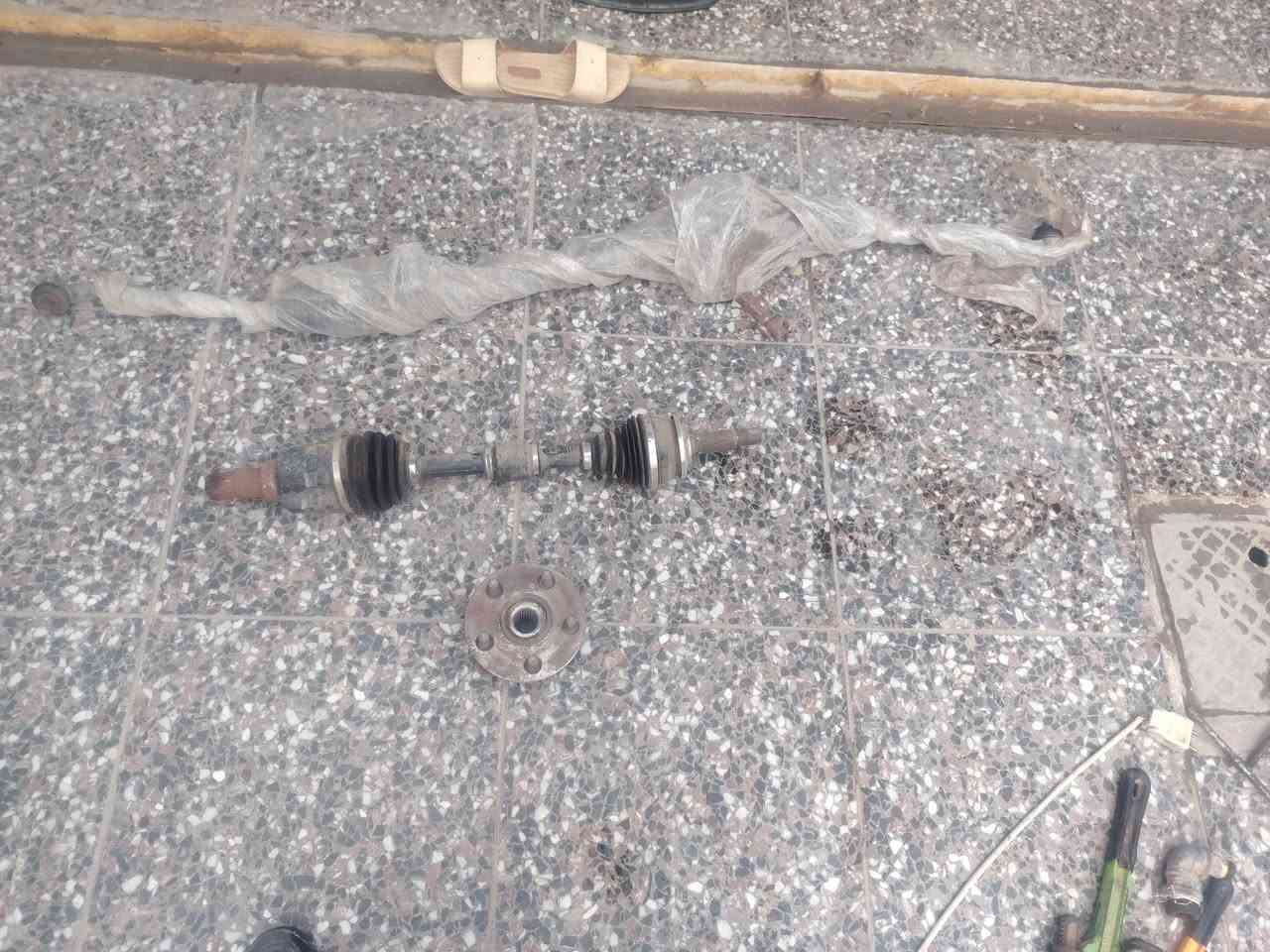 السلام عليكم يوجد مشط مال كورلا  موديل 2023 وارد امريكي هايبرد للبيع  رقم الجوال ***********
