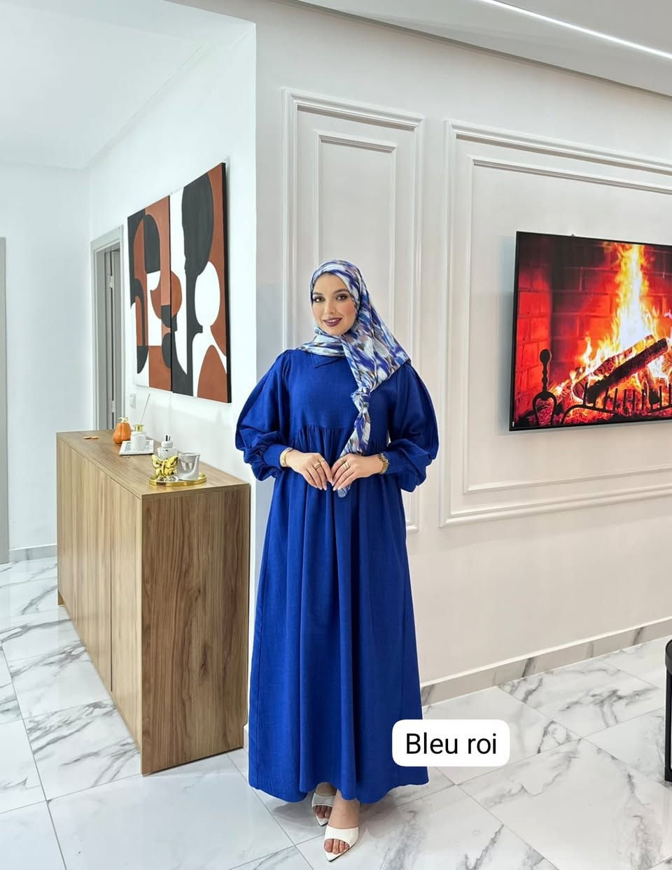 ياقوت عباية أنيقة بتصميم عصري ،  تتميز بتفاصيل دقيقة ومتقنة وتجمع بين الراحة والأناقة بثوب لولان .متوفرة فالمقاسات التالية :
                         S M L XL XXL

 موديل لينا  عباية جميلة وأنيقة مصنوعة بثوب لولان توجد بالقياسات التالية : M L XL XXL
 جوج موضيلات 🥳🥳🥳🤩
رقم الواتساب 0752416435


**إذا كنت صاحب هذا الإعلان وتريد حذفه لأي سبب، رجاءا أرسل رسالة إلى الدعم الفني**