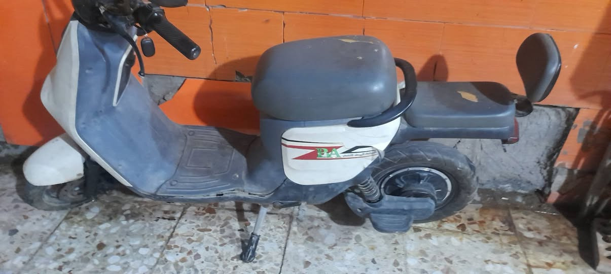 دراجة شحن كهربائية ٤بطاريات سويج وبصمة


**إذا كنت صاحب هذا الإعلان وتريد حذفه لأي سبب، رجاءا أرسل رسالة إلى الدعم الفني**