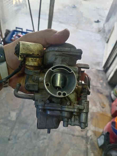 كابريتر سكنس اصليه شرط الشغل للبيع مكان شارع فلسطين ***********
